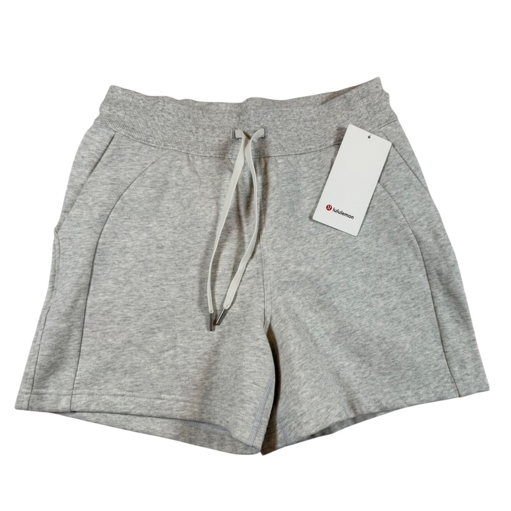 Lululemon Scuba High-Rise Short 5" Heathered Core Ultra Light Grey LW7CUTS Sz 8